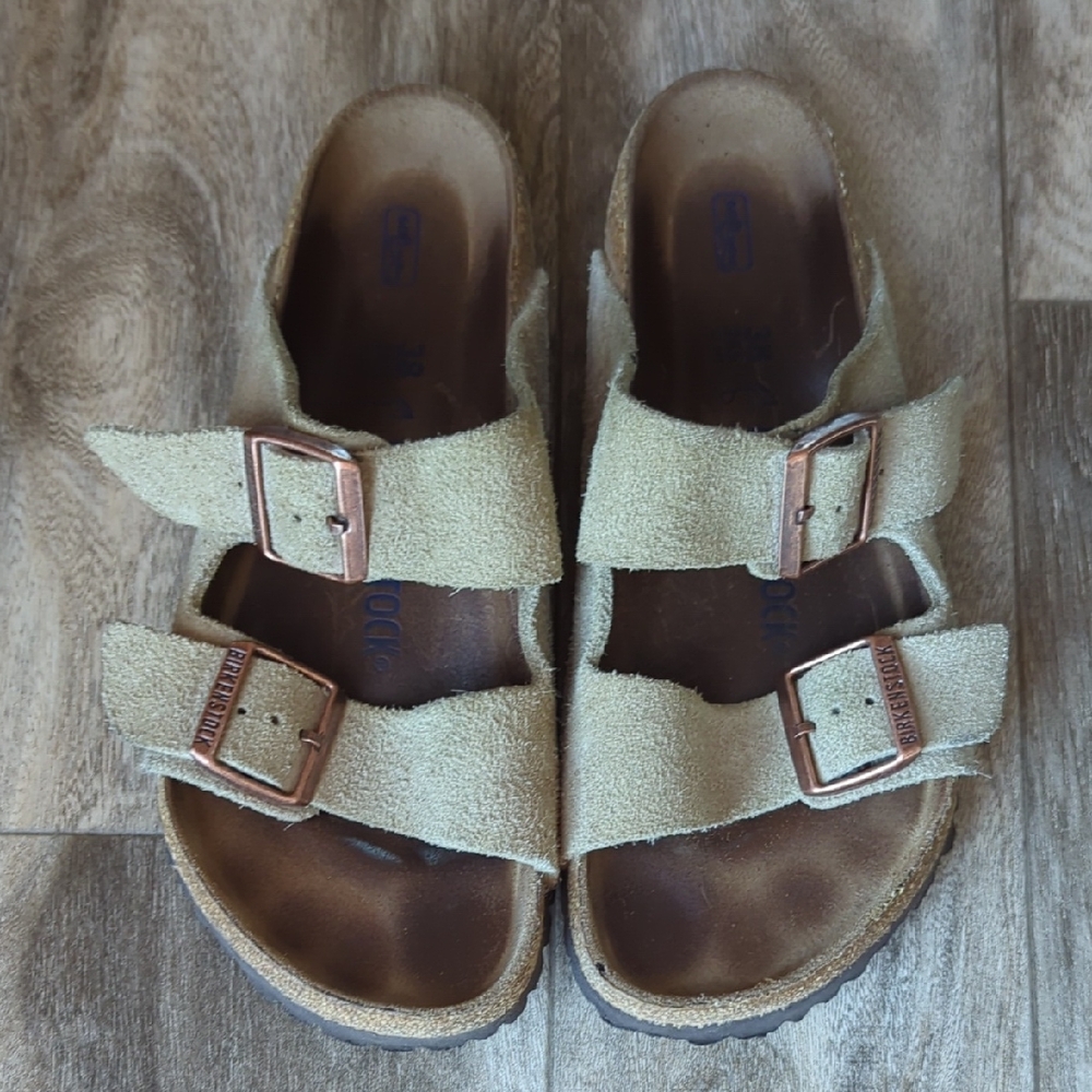Birkenstock Size 7 Suede Sandals